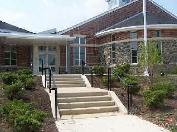 Woodlawn Library