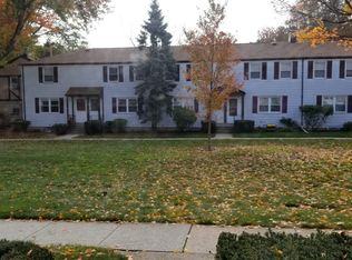 251 Rose St, Metuchen, NJ 08840