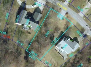 1525 Golf View Ct, Lawrenceburg, IN 47025