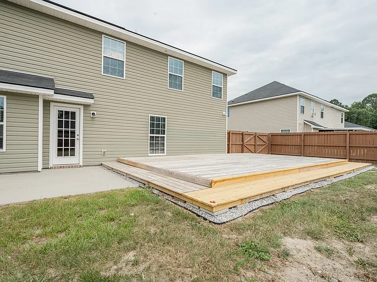 717 Highgrove Ct — Photo 62