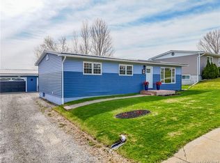 14 Pugsley St, Nackawic, NB E6G 1B2