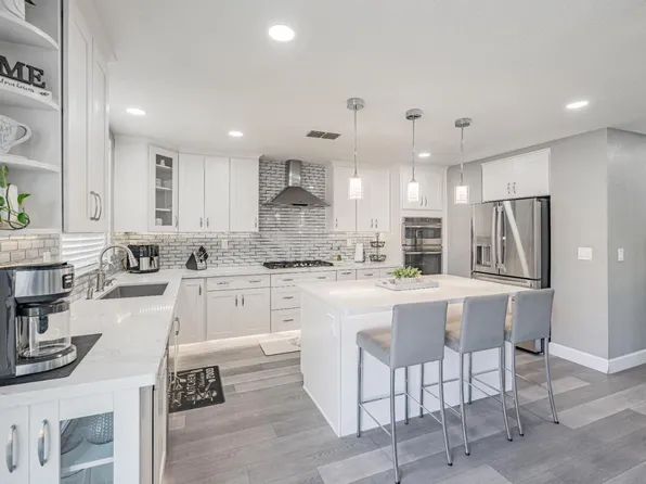 2208 Surf Ct, Stockton, CA 95206