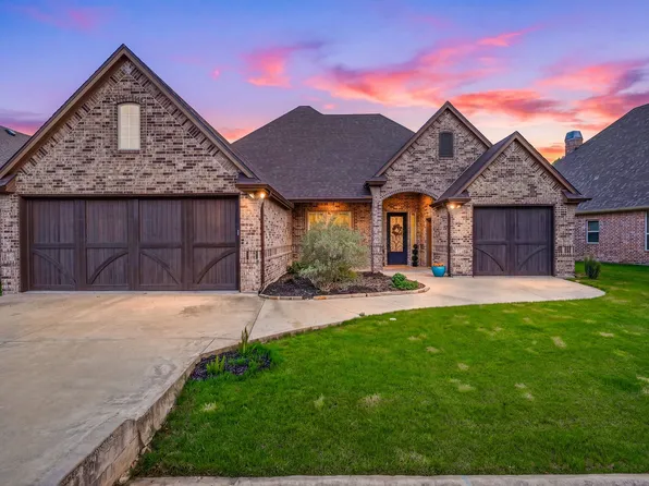 5711 Pebble Beach Dr, Granbury, TX 76049