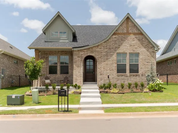 1725 Parkwood Ave, Edmond, OK 73034