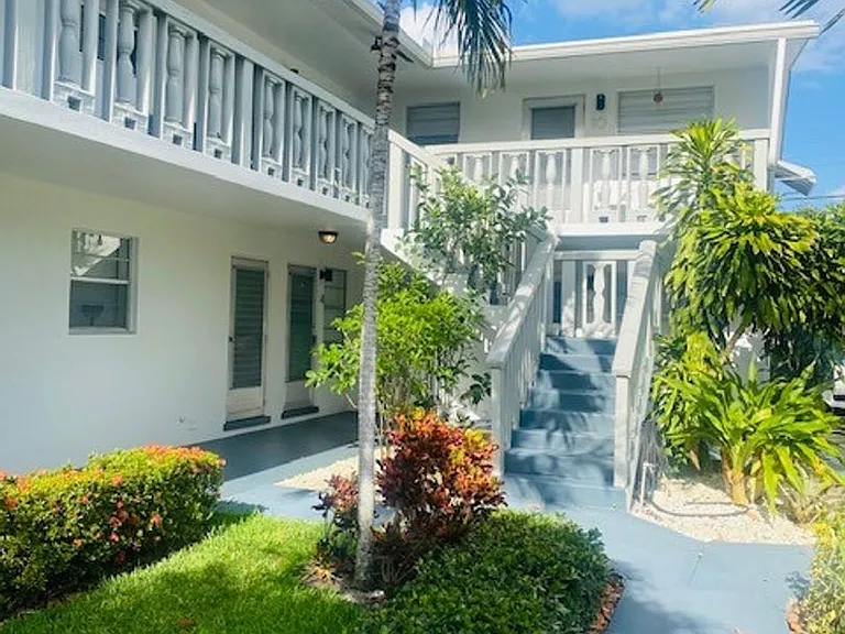 212 N K St Lake Worth, FL 33460 — Photo 18