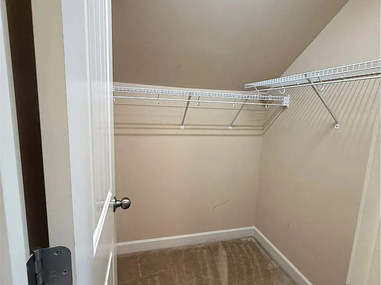 726 Century Dr — Photo 37