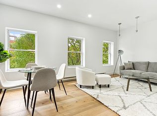 558 Henry St APT 4, Brooklyn, NY 11231