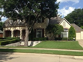1st image of 609 Castle Creek Dr