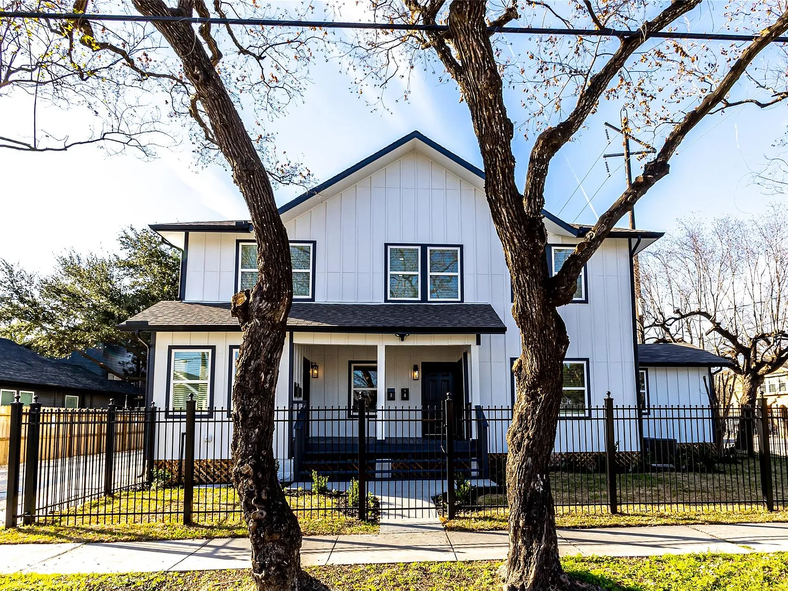2 bed, 1.0 bath, 880 sqft, $1,400 — Photo 3