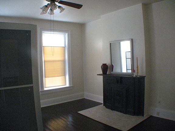5th image of 218 E Rochelle St APT 3