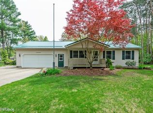14986 152nd Ave, Grand Haven, MI 49417