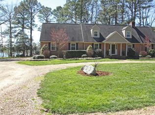 68 Heron Cv, White Stone, VA 22578