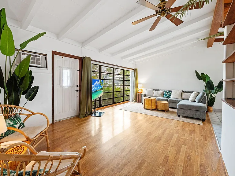 2512 Sugarloaf Ln — Photo 10