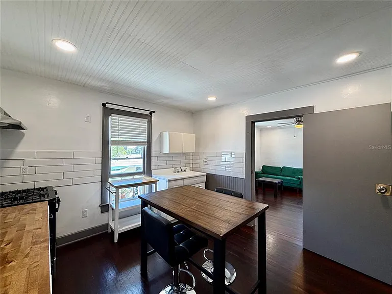 1057 7th Ave N #3 — Photo 8