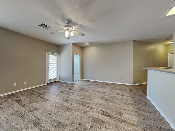 4th image of 7613 Eminence Ct