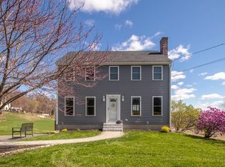 48 Fish St, Lunenburg, MA 01462