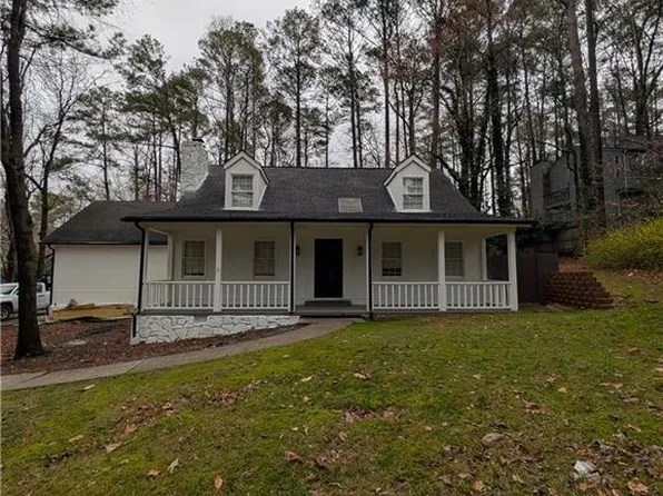 4140 Gunnin Rd, Peachtree Corners, GA 30092