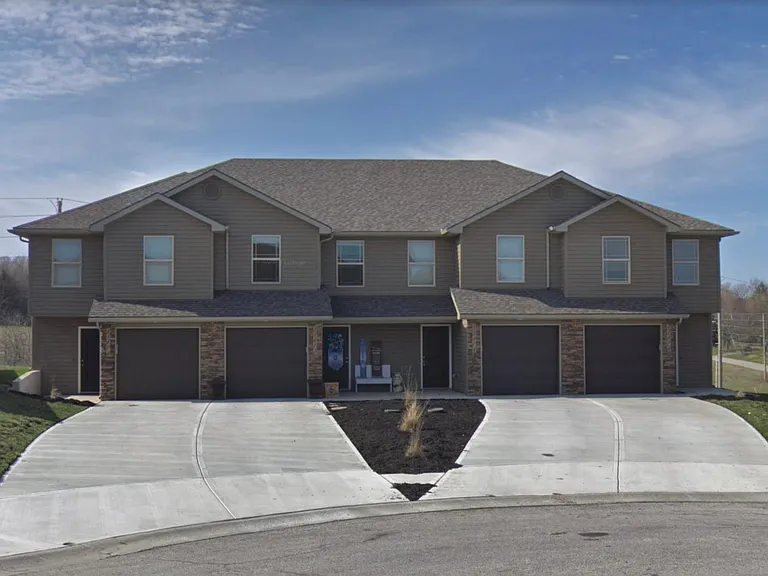 11672 N Ewing Ave — Photo 1