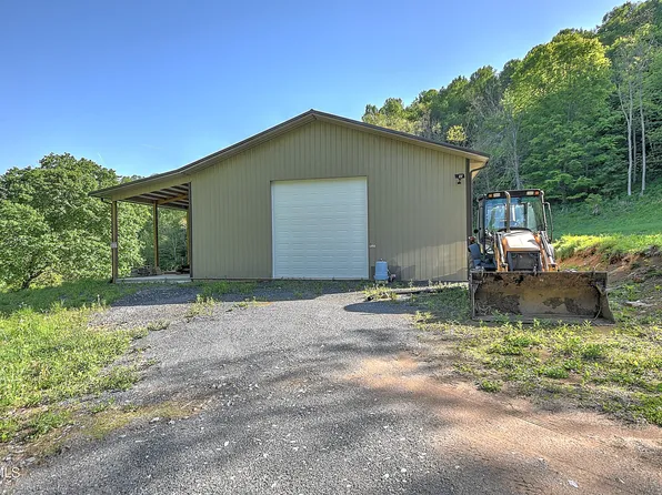 699 Heaton Creek Rd, Roan Mountain, TN 37687