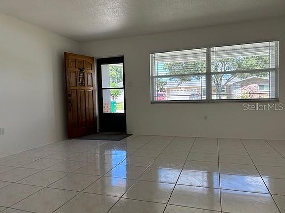 5th image of 11324 87TH AVENUE