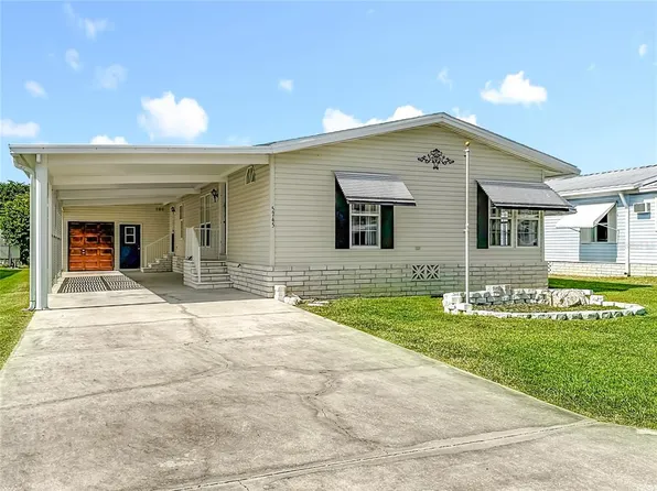 5745 Pawnee St, Zephyrhills, FL 33542