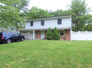 244 Alexander Ave, Nesconset, NY 11767