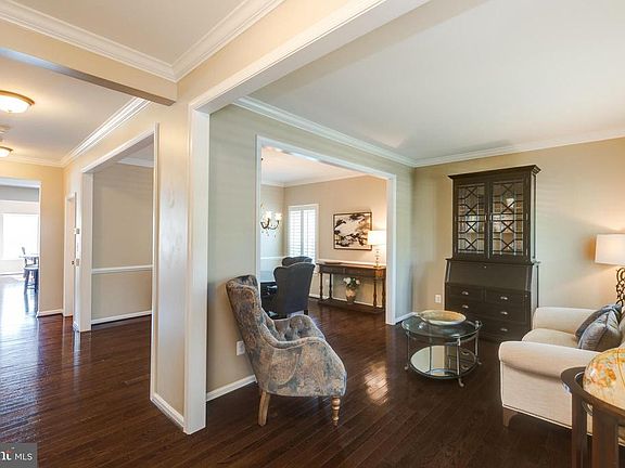 Living Room / Dining Room