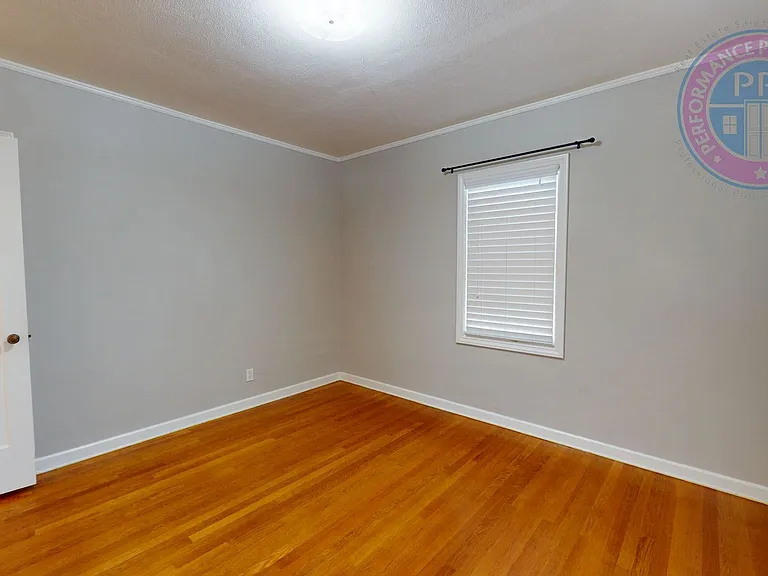 4793 N Willamette Blvd — Photo 17