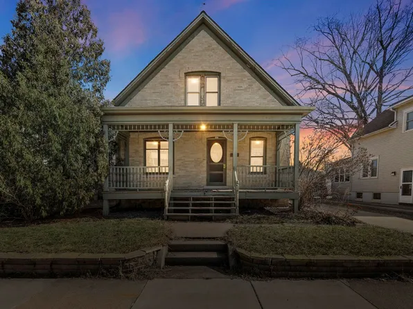 503 S 9th St, Watertown, WI 53094