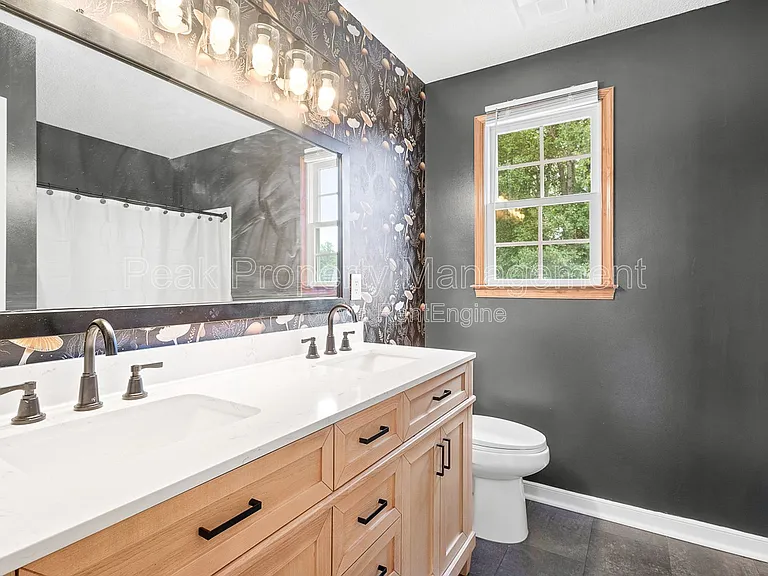 5824 Silver Fox Ln — Photo 23