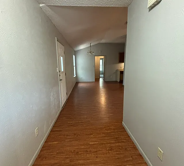 1005 Dartmouth Ave — Photo 10