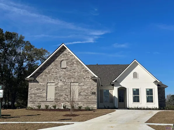 36138 Belle Parc Ave, Geismar, LA 70734