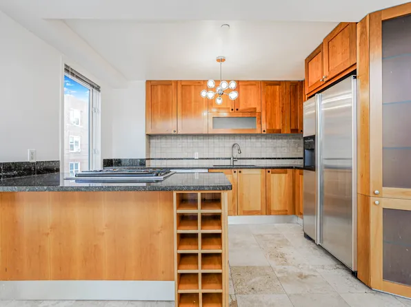 1322 East 14th Street image 3 of 31