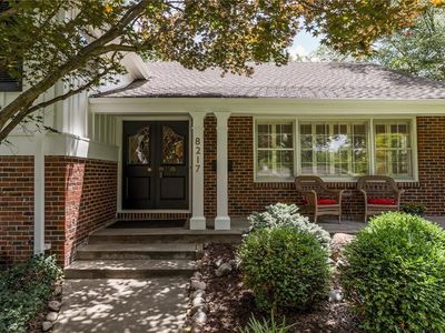 8217 Dearborn Dr, Prairie Village, KS, 66208