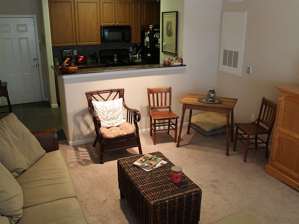 1st image of 600 13th St #715