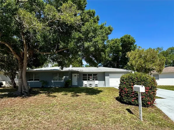 4917 99th St N, Saint Petersburg, FL 33708