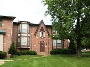 10371 Parkman Dr APT D, Saint Louis, MO 63123
