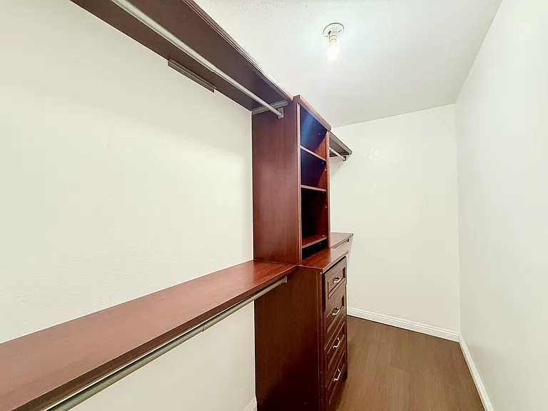 5775 Altamont Dr — Photo 8