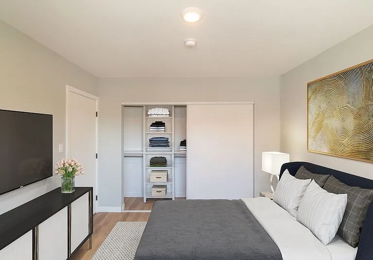 4517 Prospect Ave #6 — Photo 1