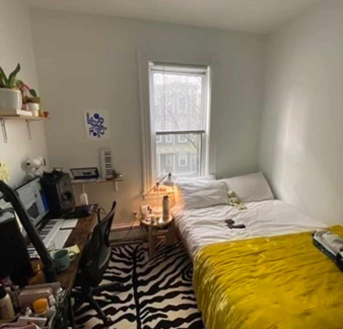 254 Windsor Street Apartments — Photo 1