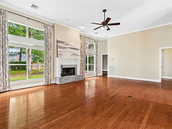 5th image of 1242 Clearwater Dr