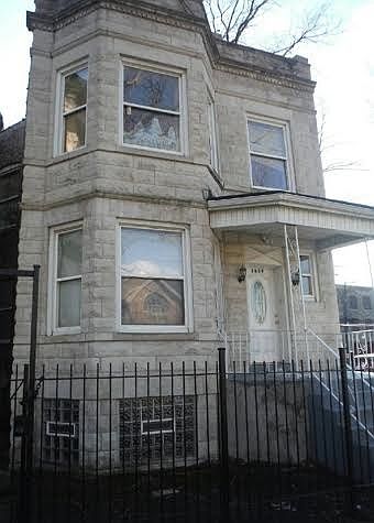 1st image of 3859 W Grenshaw St #2