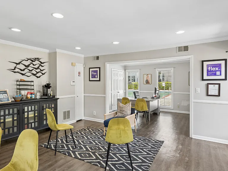 Compass Vista Apartments — Photo 42