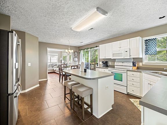 2nd image of 6145 Hampton Hall Way