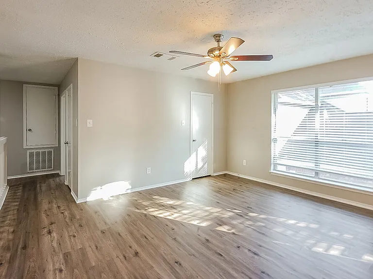 1909 Wildwood Ridge Dr — Photo 14