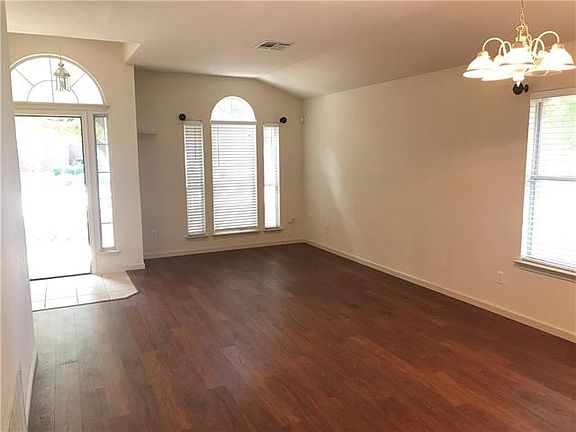 2nd image of 10529 Hainsworth Park Dr