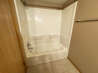 1818 Knox St #3, Lincoln, NE 68521