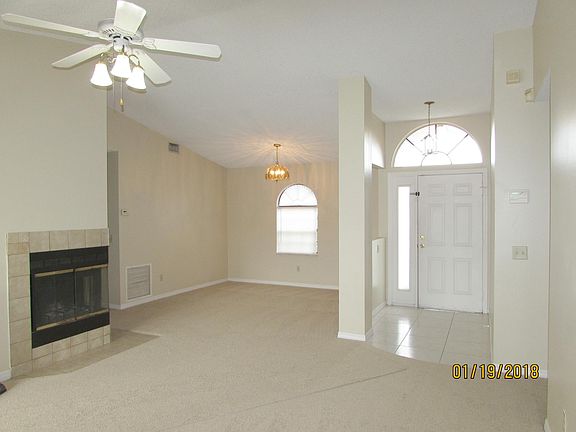 5th image of 2366 SE Rich St