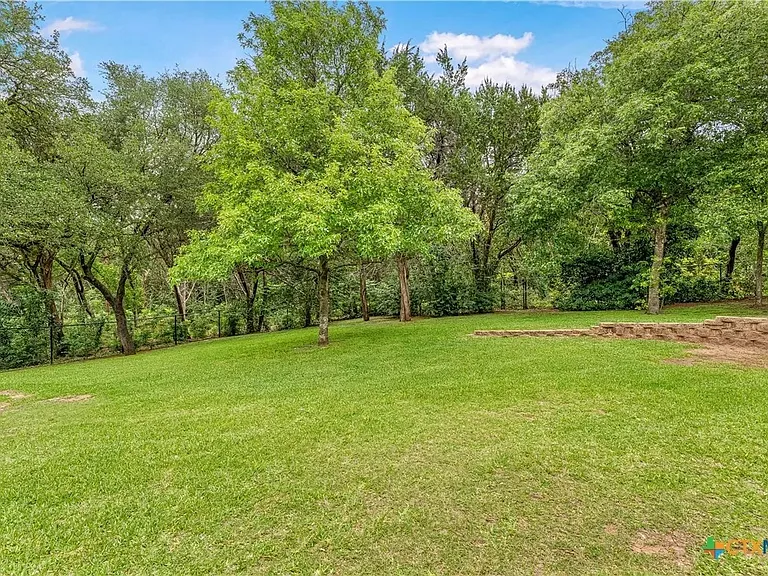 3201 Edward Dr — Photo 39