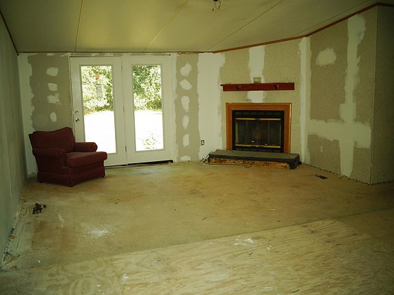 5th image of 55 Delaney Circle